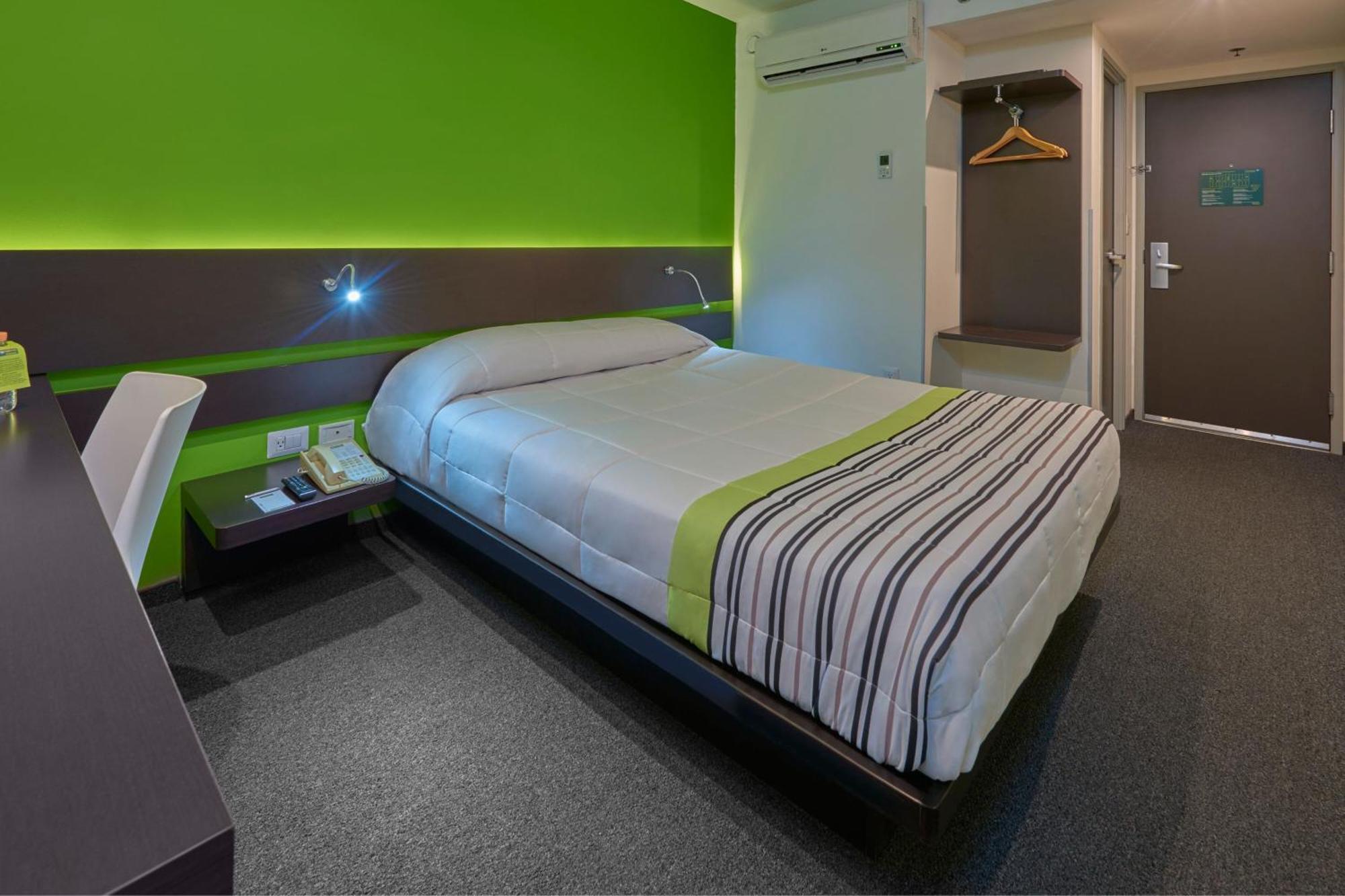 Express Junior By Marriott Finsa Puebla